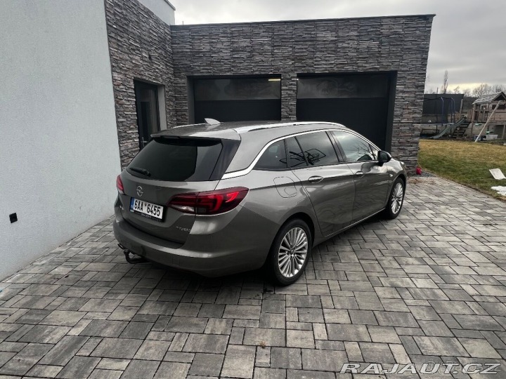 Opel Astra Sports Tourer BiTurbo 118 2017