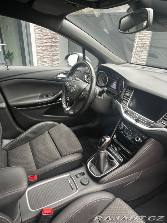 Opel Astra Sports Tourer BiTurbo 118 2017