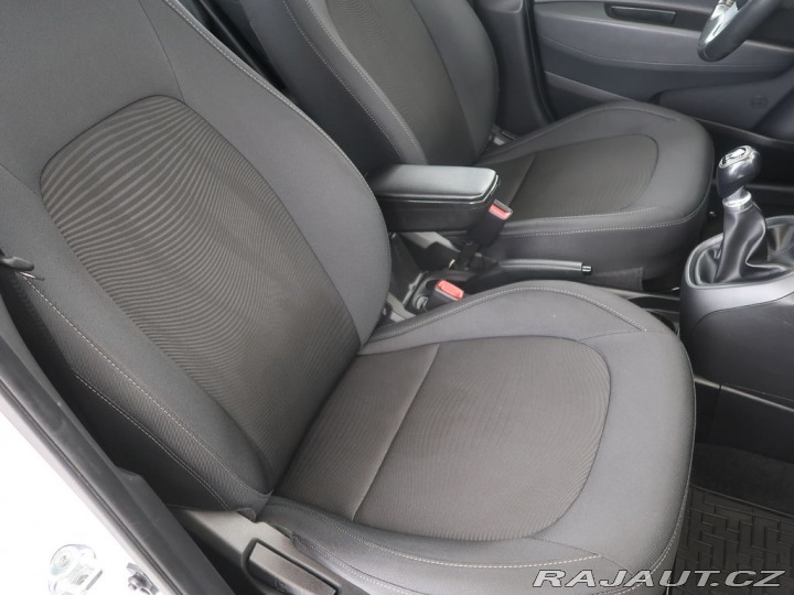 Hyundai i10 1.0i,CZ,1Maj,48kW,Manuál 2018