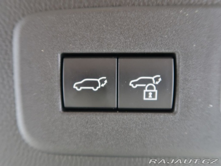 Toyota Land Cruiser 2.8D-4D,CZ,1Maj,4x4,Invin 2024