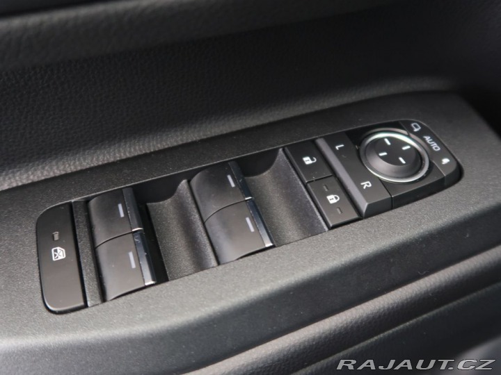 Toyota Land Cruiser 2.8D-4D,CZ,1Maj,4x4,Invin 2024