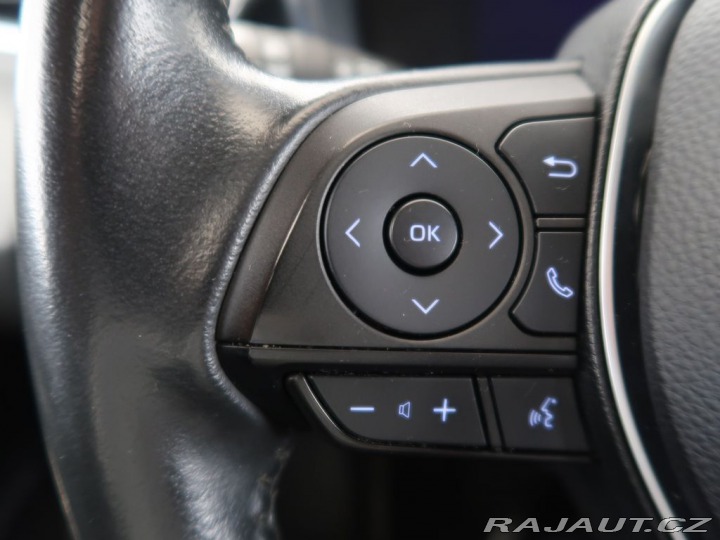 Toyota Corolla 1.8,Hybrid,CZ,1Maj,Comfor 2022