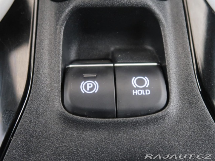Toyota Corolla 1.8,Hybrid,CZ,1Maj,Comfor 2022