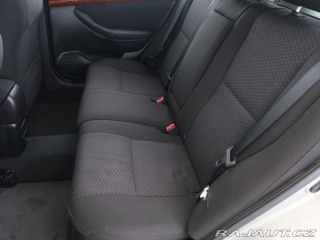 Toyota Avensis  2003