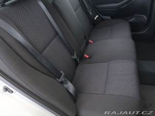 Toyota Avensis  2003