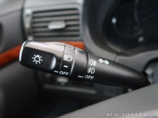 Toyota Avensis  2003