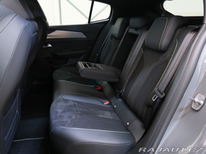 Peugeot 408 1.6HYBRID,133kW,GT,AT8,NA 1800