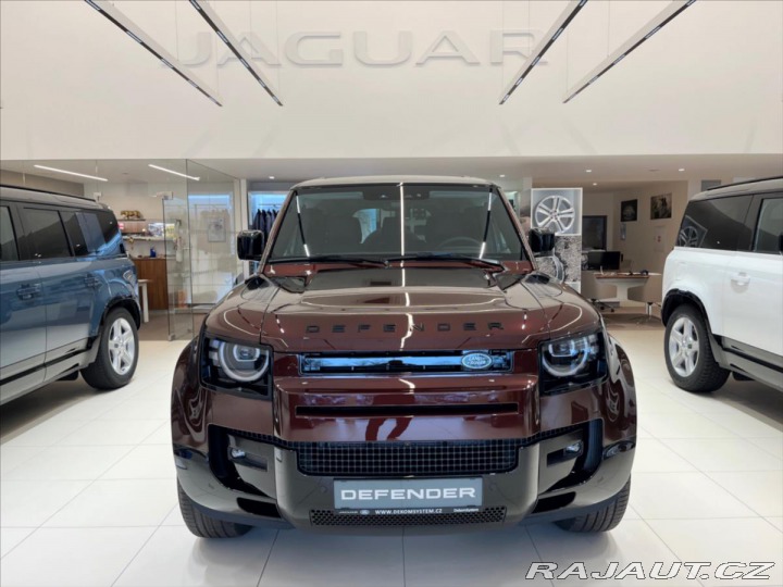 Land Rover Defender 3,0 130 X-Dynamic SE D350 2025