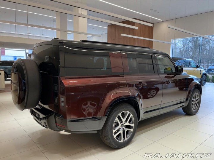 Land Rover Defender 3,0 130 X-Dynamic SE D350 2025