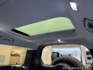 Land Rover Defender 3,0 X-Dynamic SE D350 AWD 2025