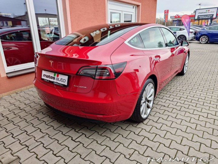Tesla Model 3 Long Range D.M. Rezervace 2019