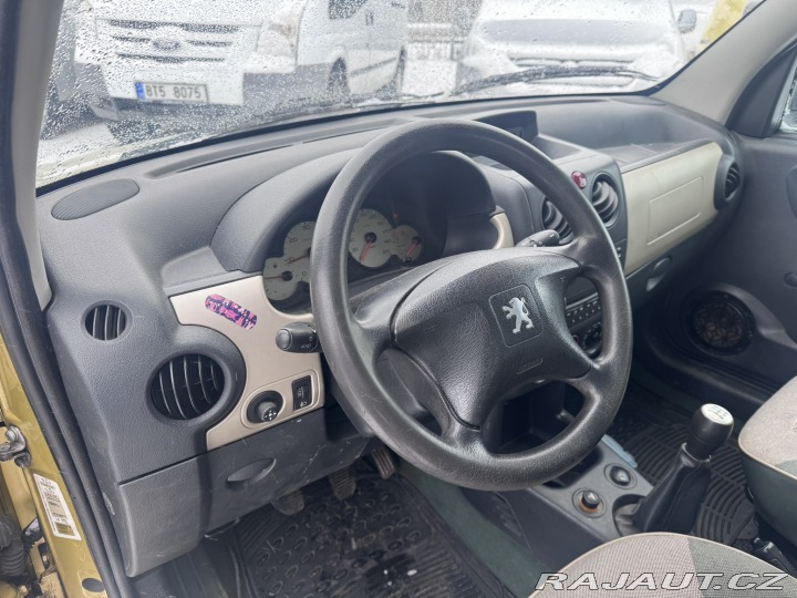 Peugeot Partner 2,0 HDI 66 KW STK KOLA 2003