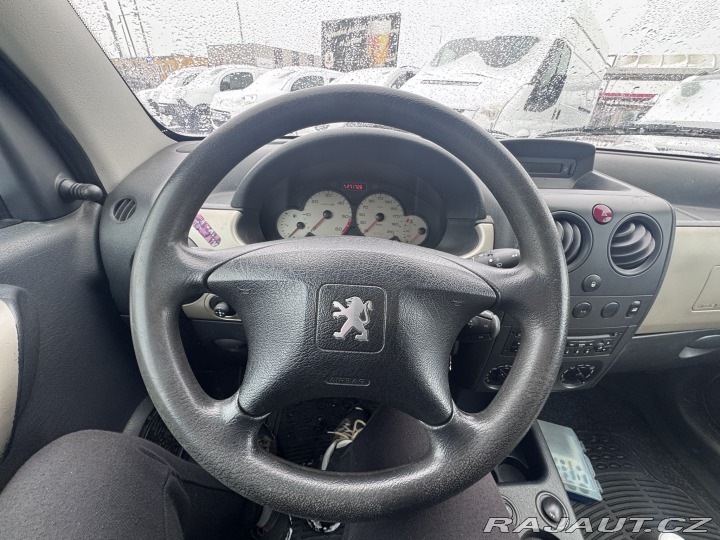 Peugeot Partner 2,0 HDI 66 KW STK KOLA 2003