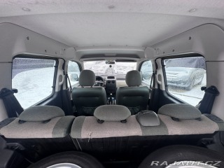 Peugeot Partner 2,0 HDI 66 KW STK KOLA 2003