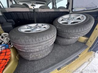 Peugeot Partner 2,0 HDI 66 KW STK KOLA 2003