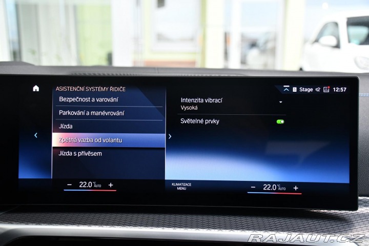 BMW i4 xDriveM50 LASER HUD TAŽNÉ 2022