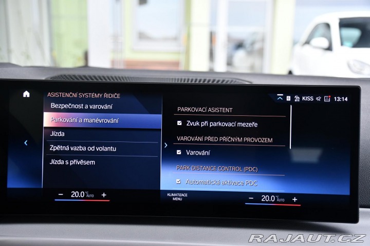 BMW 3 320d xDrive TAŽNÉ 1M ČR 2024