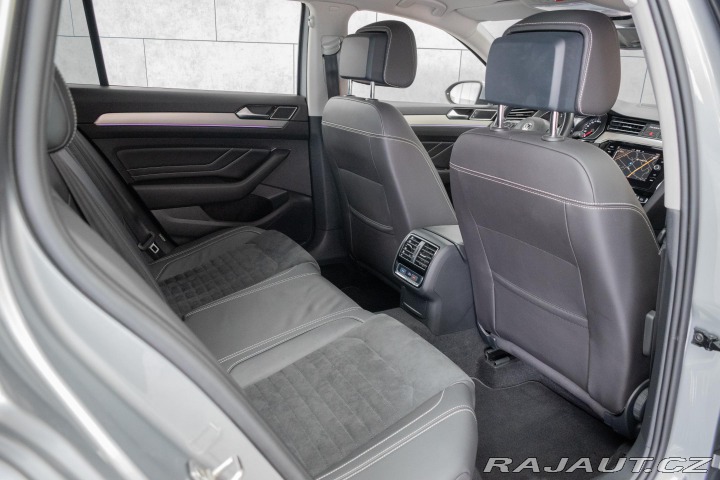 Volkswagen Passat 2.0 TDI REZERVACE 2020