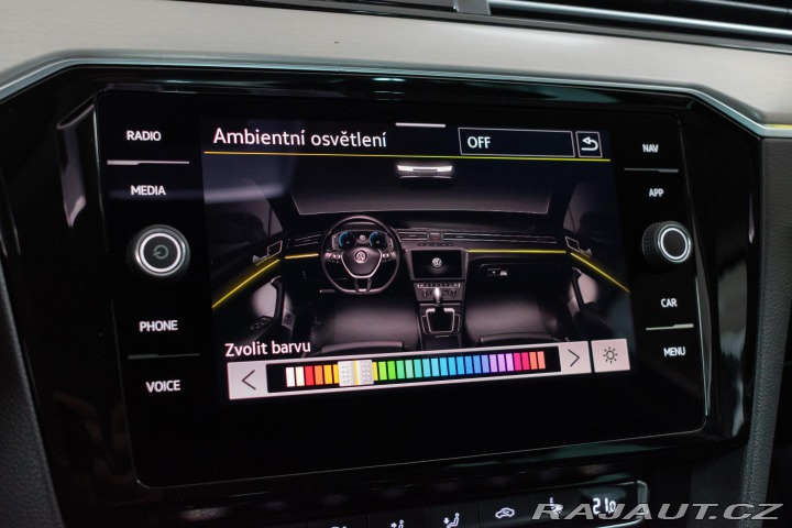 Volkswagen Passat 2.0 TDI REZERVACE 2020