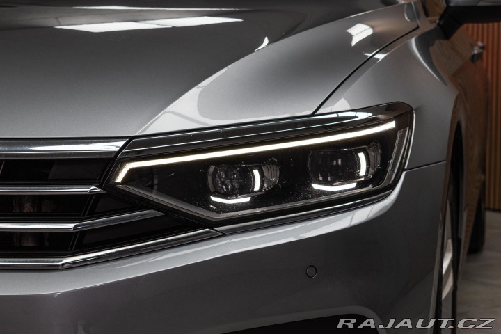 Volkswagen Passat Variant 2.0 TDI ELEGANCE* 2020