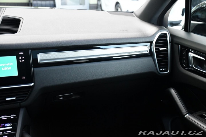 Porsche Cayenne 3.0V6 PLATINUM EDITION AP 2022