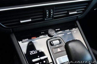 Porsche Cayenne 3.0V6 PLATINUM EDITION AP 2022