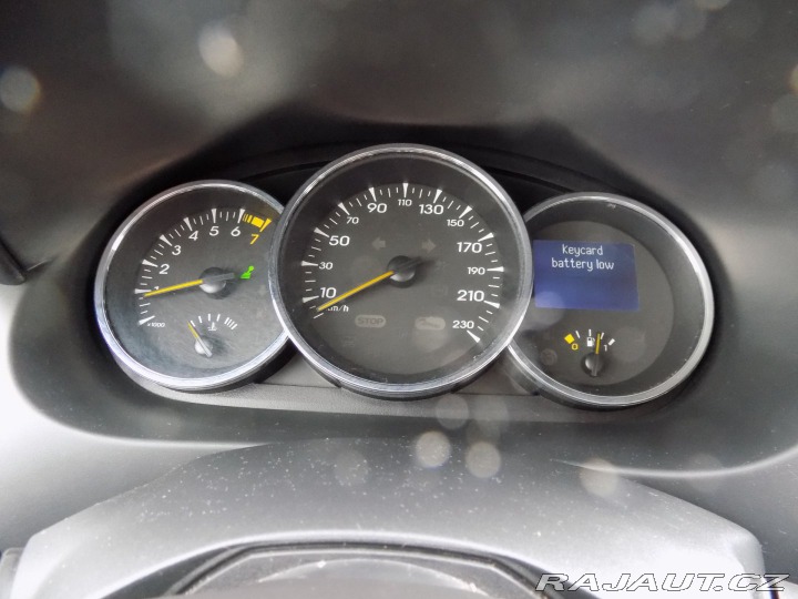 Renault Fluence 1.6i 16V/2.Maj.ČR/Klimati 2011