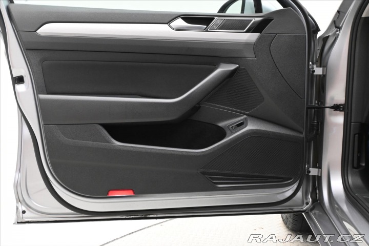 Volkswagen Passat 2,0 TDI 147 kW DSG 4Motio 2022