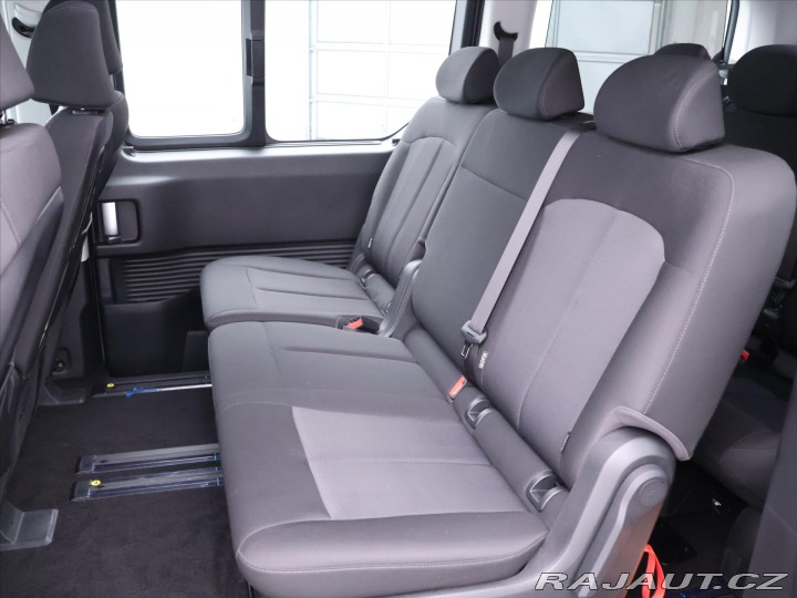 Hyundai Staria 2,2 CRDi 130kW Style Auto 2024