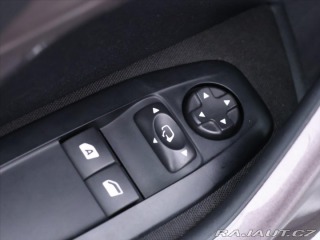 Peugeot 2008 1,2 PT 81kW Aut.klima CZ 2015