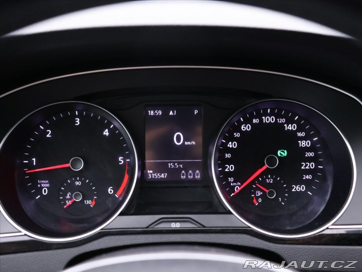 Volkswagen Passat 2.0 TDI 110kW DSG Comfort 2018