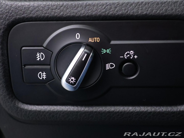 Volkswagen Touareg 3,0 TDI V6 DSG R-LINE CZ 2014