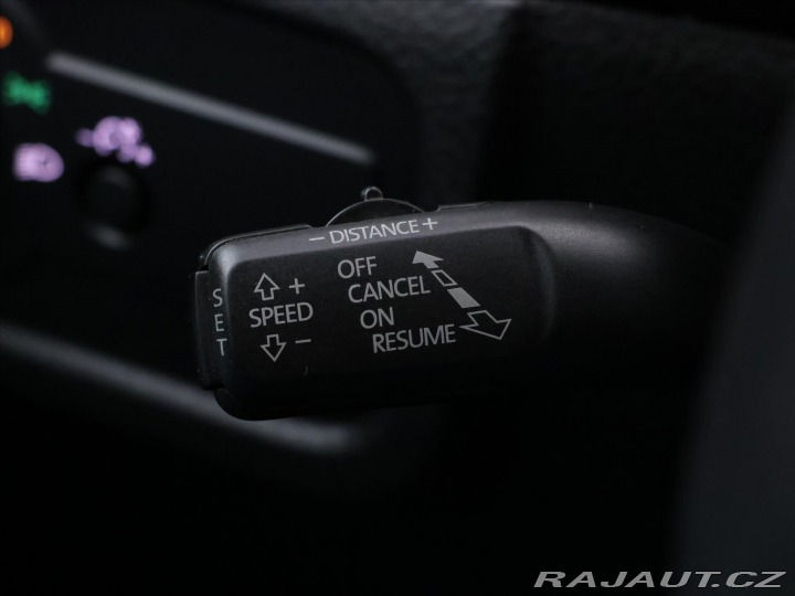 Volkswagen Touareg 3,0 TDI V6 DSG R-LINE CZ 2014