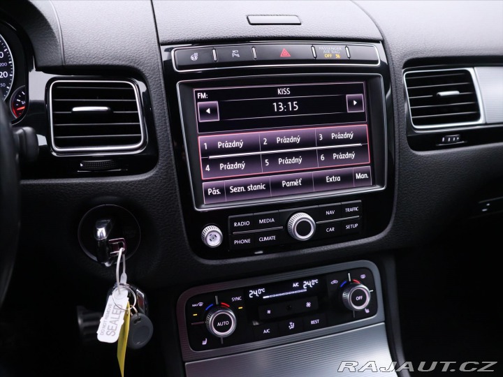 Volkswagen Touareg 3,0 TDI V6 DSG R-LINE CZ 2014