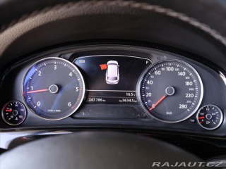 Volkswagen Touareg 3,0 TDI V6 DSG R-LINE CZ 2014