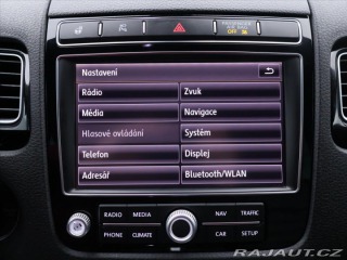 Volkswagen Touareg 3,0 TDI V6 DSG R-LINE CZ 2014