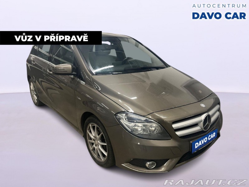 Mercedes-Benz B 1,6 180 90kW Aut.klima Na