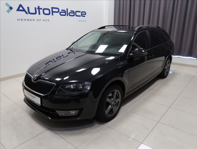 Škoda Octavia 1,2 TSI XENON VÝHŘEV 2x A