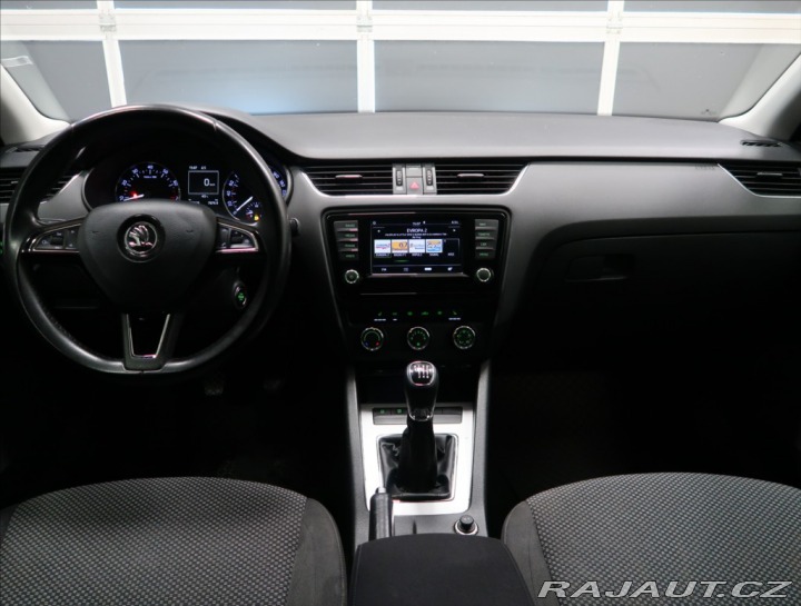 Škoda Octavia 1,2 TSI XENON VÝHŘEV 2x A 2015
