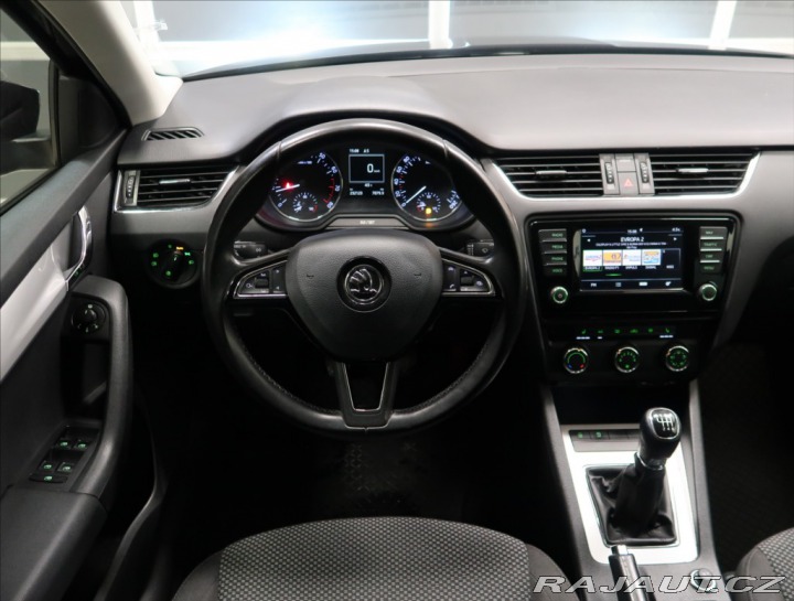 Škoda Octavia 1,2 TSI XENON VÝHŘEV 2x A 2015
