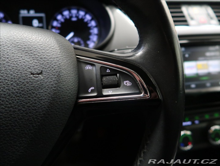 Škoda Octavia 1,2 TSI XENON VÝHŘEV 2x A 2015