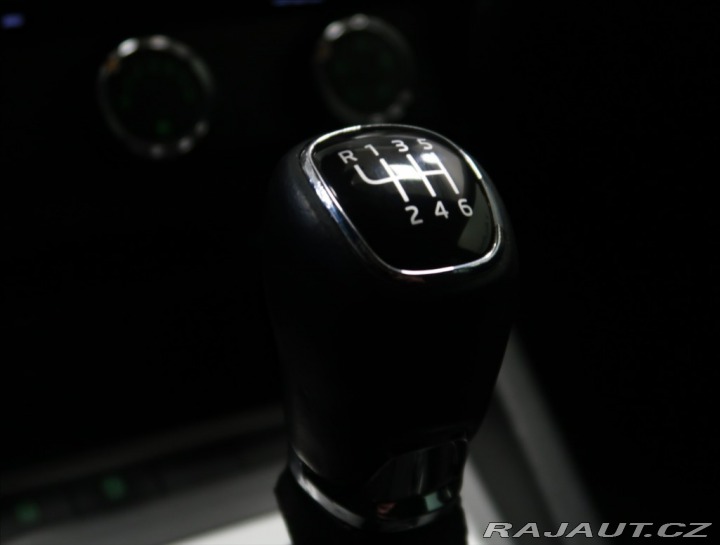 Škoda Octavia 1,2 TSI XENON VÝHŘEV 2x A 2015