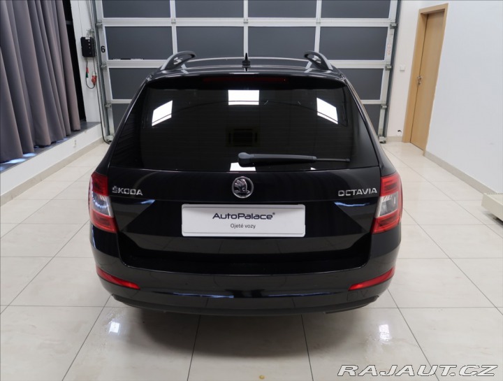 Škoda Octavia 1,2 TSI XENON VÝHŘEV 2x A 2015