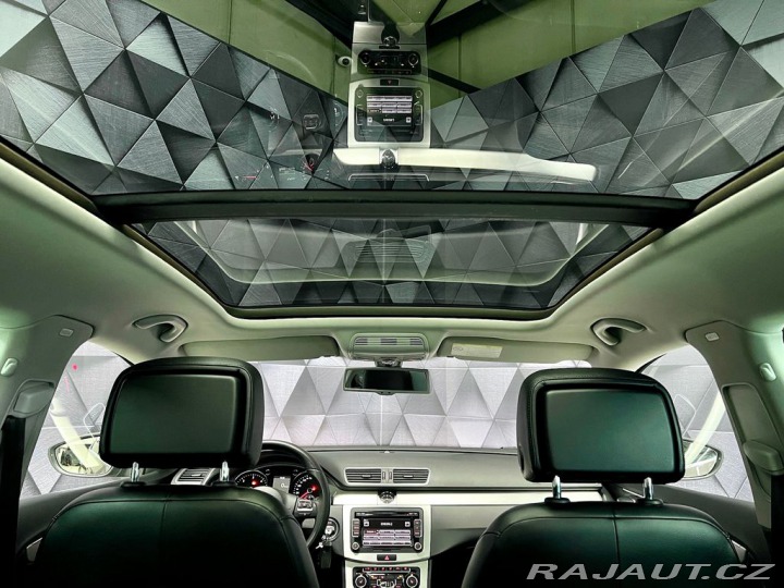 Volkswagen Passat 2.0TDI 125KW HIGHLINE PAN 2011