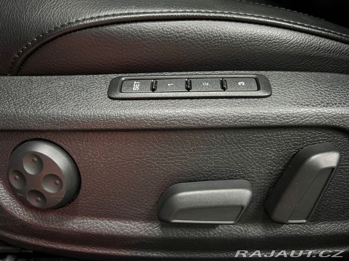 Volkswagen Passat 2.0TDI 125KW HIGHLINE PAN 2011