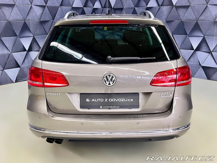 Volkswagen Passat 2.0TDI 125KW HIGHLINE PAN 2011