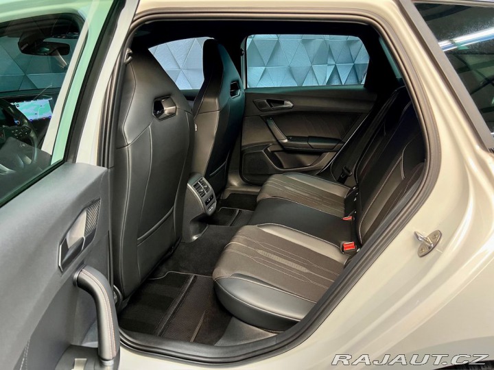 Cupra Leon 2.0TSI 228KW DSG 4WD, LED 2022