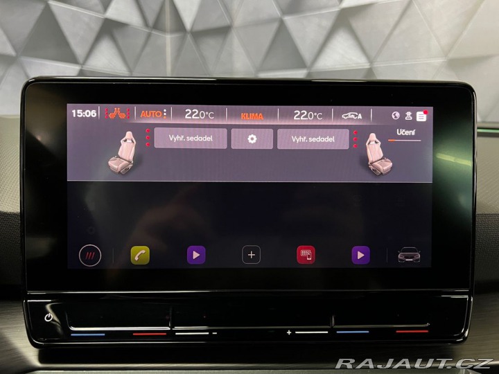Cupra Leon 2.0TSI 228KW DSG 4WD, LED 2022