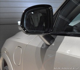 Volvo XC90 2,0 T8  Ultra Dark 2025