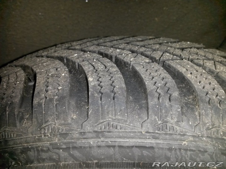 Nissan Micra 1,2 2016 v pěkném stavu 2016